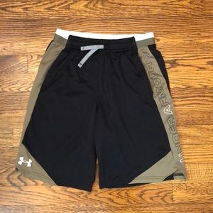 Under Armour Loose Fit Boys Shorts